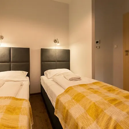 Rentplanet - Grabskiego Apartment